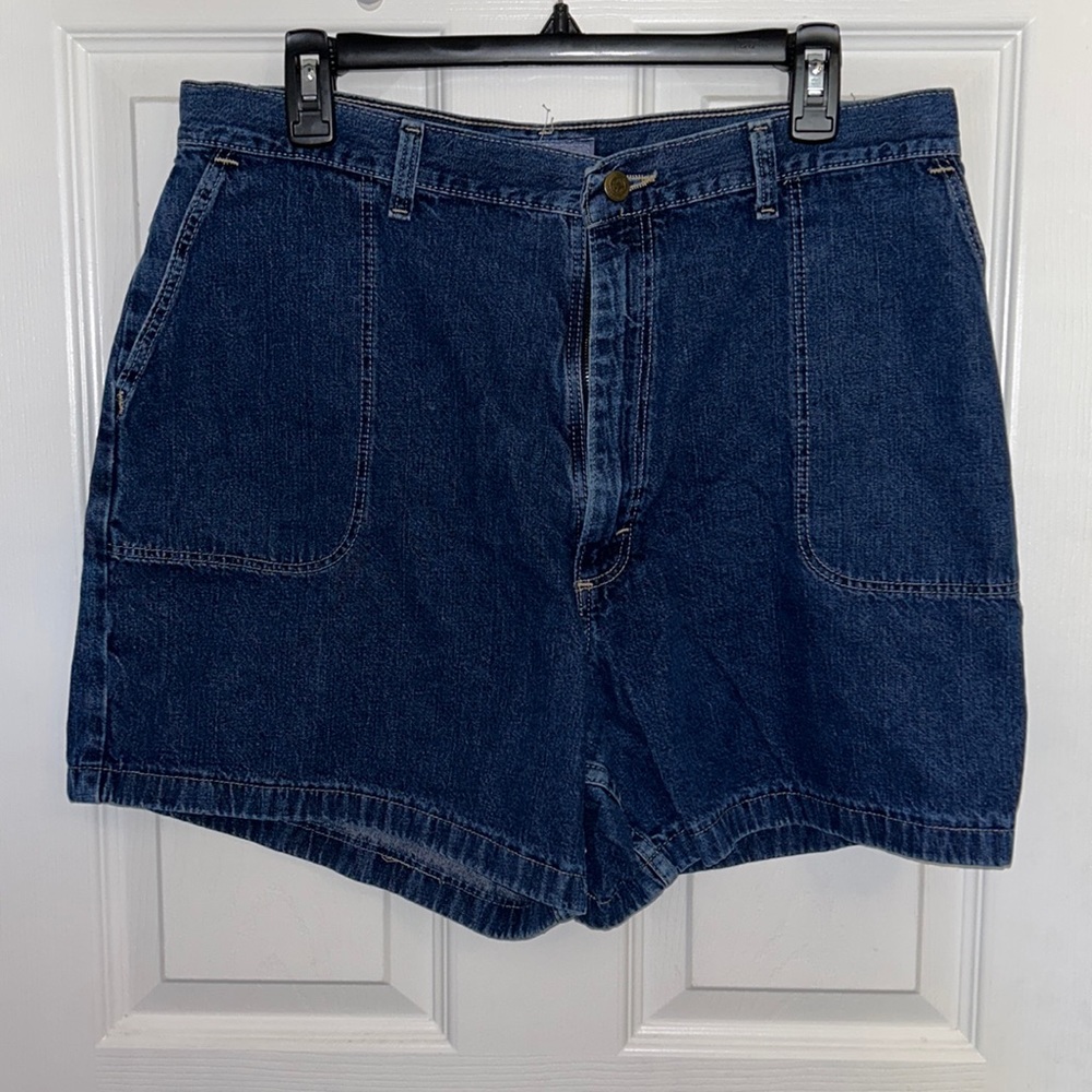 Wrangler For Women Shorts Size 16 High waisted mom